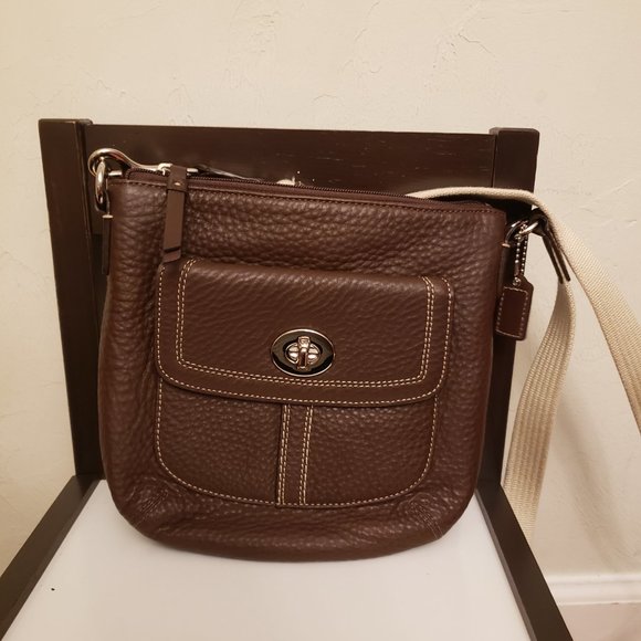 Coach crossbody - Picture 3 of 3